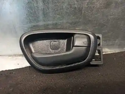 Peça sobressalente para automóvel em segunda mão puxador interior traseiro direito por hyundai i10 1.1 12v cat referências oem iam 826230x000