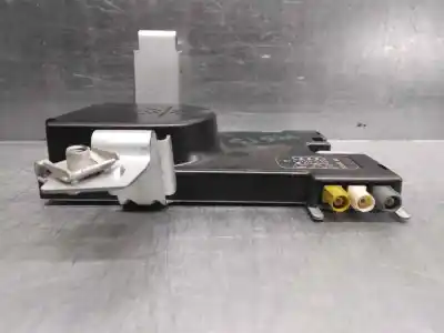 Second-hand car spare part electronic module for audi a3 (8p) 1.9 tdi ambiente oem iam references 8p4035225  7617310104