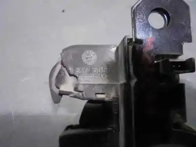 Second-hand car spare part trunk lock for volkswagen passat variant (3b5) 1.8 20v turbo oem iam references 3b0827297  