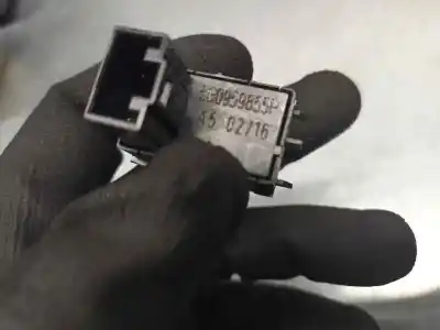 Автозапчастина б/у передній правий віконний вимикач для seat leon st (5f8) 2.0 tdi посилання на oem iam 5g0959855p  