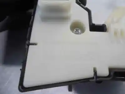 Pezzo di ricambio per auto di seconda mano avvertimento per toyota prius (nhw30) executive riferimenti oem iam 75d8082  