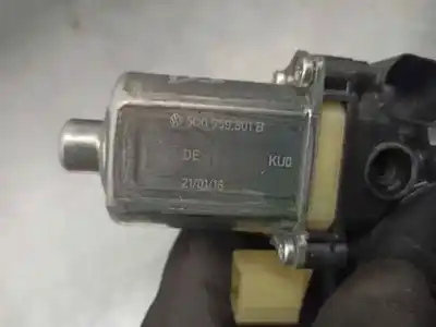 Автозапчасти б/у мотор переднего левого стекла за seat leon st (5f8) 2.0 tdi ссылки oem iam 5q0959801b  