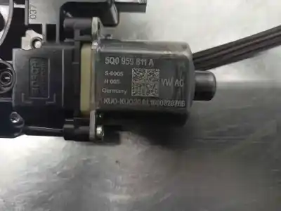 Автозапчастина б/у регулятор склона задній лівий для seat leon st (5f8) 2.0 tdi посилання на oem iam 5q0959811a 0130822725 bosch 5f9839461c