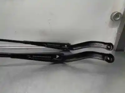Second-hand car spare part front right windshield wiper arm for opel corsa e (x15) 1.4 (08 68) oem iam references   