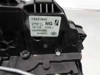 Автозапчастина б/у замок передній праві двері для opel corsa e (x15) 1.4 (08 68) посилання на oem iam 13431840  