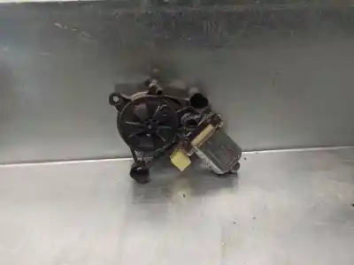 Автозапчасти б/у мотор стекла переднего правого за seat leon st (5f8) 2.0 tdi ссылки oem iam 5q0959802b 0130822716 bosch 