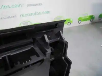 Peça sobressalente para automóvel em segunda mão luz interior por bmw serie 1 berlina (e81/e87) 2.0 16v diesel referências oem iam 696145602  