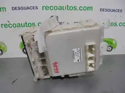Pièce détachée automobile d'occasion boîtes à fusibles pour toyota prius (nhw20) 1.5 cat références oem iam 8273047290  