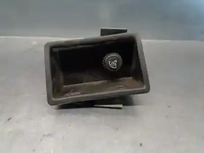 Автозапчастина б/у управління світлом для mitsubishi montero (l040) 2.5 turbodiesel посилання на oem iam mb521682