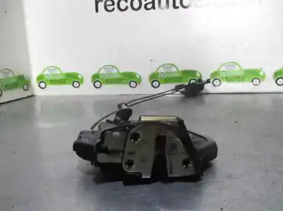 Peça sobressalente para automóvel em segunda mão fechadura da porta traseira esquerda por toyota corolla (_e12_) 2.0 d-4d (cde120r_ cde120l_) referências oem iam 
