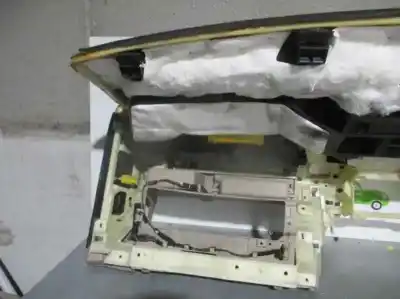 Peça sobressalente para automóvel em segunda mão tablier por kia carnival 2.9 crdi vgt active referências oem iam 847104d050va  