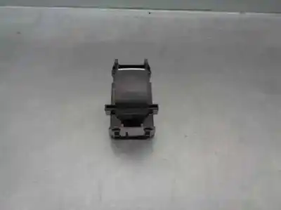 Pezzo di ricambio per auto di seconda mano comando alzacristalli posteriori destro per toyota corolla (e21) * riferimenti oem iam 193354