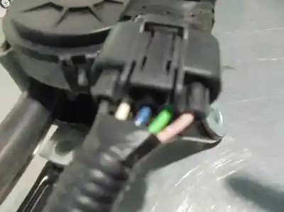 Автозапчастина б/у двигатель передніх склоочисників для kia cee´d 1.6 crdi cat посилання на oem iam 98100-1h000  