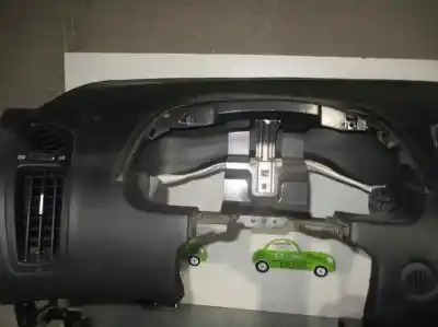 Peça sobressalente para automóvel em segunda mão tablier por kia cee´d 1.6 crdi cat referências oem iam   
