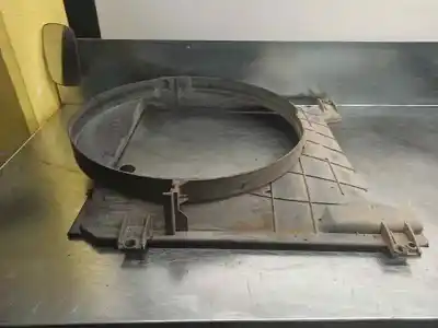 Автозапчасти б/у передняя решетка радиатора за ssangyong actyon 2.0 td cat ссылки oem iam 2165131020  