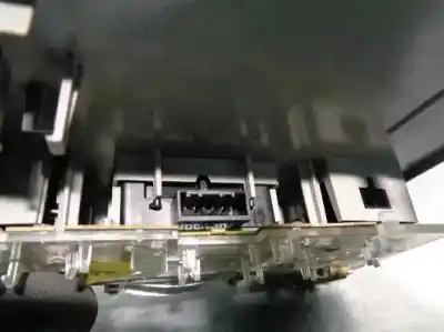 Автозапчасти б/у внутренний свет за audi a2 (8z) 1.6 fsi ссылки oem iam 8z0947111  