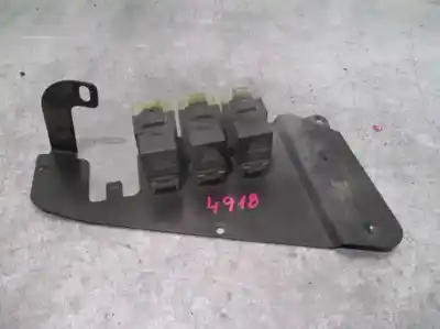 Peça sobressalente para automóvel em segunda mão caixa de fusíveis e relés por chrysler voyager (gs) 2.5 td referências oem iam 4707408