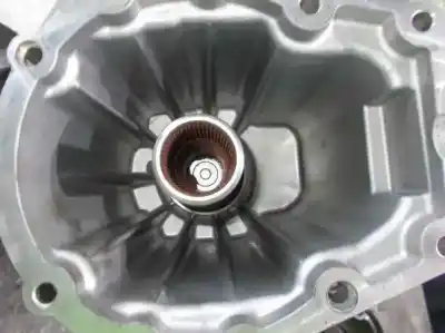 Автозапчастина б/у роздавальна коробка для audi q7 (4l) v6 3.0 tdi (176kw) clean diesel ambiente посилання на oem iam 0c8300036r  0aq341010j