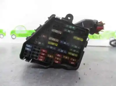 Peça sobressalente para automóvel em segunda mão caixa de fusíveis e relés por audi a4 berlina (8e) 1.9 tdi (96kw) referências oem iam 