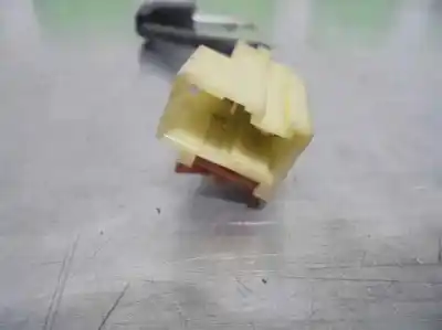 Second-hand car spare part switch for kia cee´d 1.6 crdi cat oem iam references 938103k000  