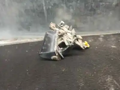 Pièce détachée automobile d'occasion poignée extérieure de coffre / hayon pour ssangyong actyon 2.0 td cat références oem iam 7144007010  