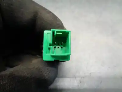 Pezzo di ricambio per auto di seconda mano interruttore per citroen c-elysée 1.2 12v vti riferimenti oem iam 96773042zd  