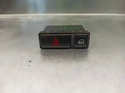 Second-hand car spare part hazard warning lights for bmw z4 roadster (e85) 2.2i oem iam references 61318368920