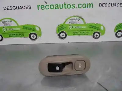 Pezzo di ricambio per auto di seconda mano comando alzacristalli posteriori destro per kia carnival 2.9 crdi vgt active riferimenti oem iam 935804d801