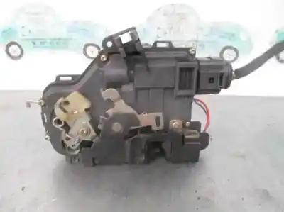 Peça sobressalente para automóvel em segunda mão fechadura da porta dianteira esquerda por audi a6 avant (4b5) 2.4 v6 30v referências oem iam 4b18370158