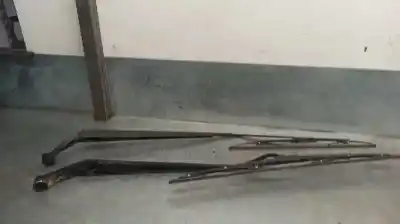 Peça sobressalente para automóvel em segunda mão haste de escova dianteiro direito por toyota corolla (e12) 1.6 16v referências oem iam 8521213030