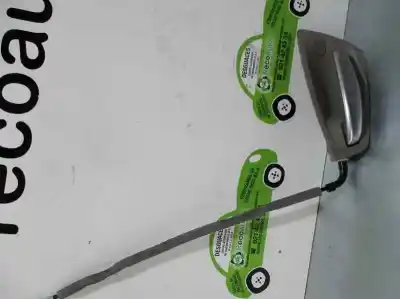 Peça sobressalente para automóvel em segunda mão puxador interior traseiro esquerdo por bmw serie 1 berlina (e81/e87) 118d referências oem iam 