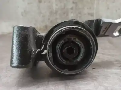 Pezzo di ricambio per auto di seconda mano braccio sospensione inferiore anteriore destro per mini mini (r50, r53) cooper riferimenti oem iam 6761409  