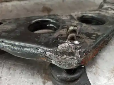 Pezzo di ricambio per auto di seconda mano braccio sospensione inferiore anteriore destro per mini mini (r50, r53) cooper riferimenti oem iam 6753992  