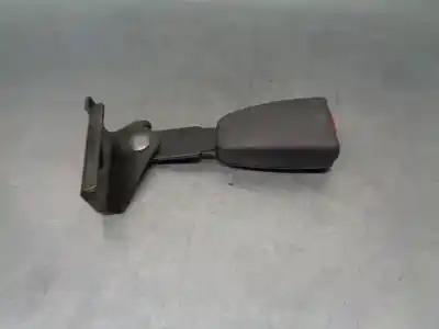 Автозапчасти б/у крюк для пояса за volvo c70 cabriolet 2.3 20v turbo cat ссылки oem iam 8600863  