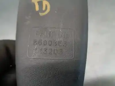 Автозапчасти б/у крюк для пояса за volvo c70 cabriolet 2.3 20v turbo cat ссылки oem iam 8600863  