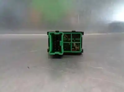 Second-hand car spare part rearview side mirror switch for nissan qashqai / qashqai +2 i (j10, nj10, jj10e) 2.0 dci oem iam references 25570jd01b   Second-hand car spare part rearview side mirror switch for nissan qashqai / qashqai +2 i (j10, nj10, jj10e) 2.0 dci oem iam references 25570jd01b