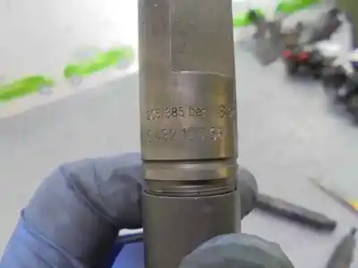 Peça sobressalente para automóvel em segunda mão injetor por renault scénic i monospace (ja0/1_, fa0_) 1.9 dti (ja1u) referências oem iam 8200047509  0432193564