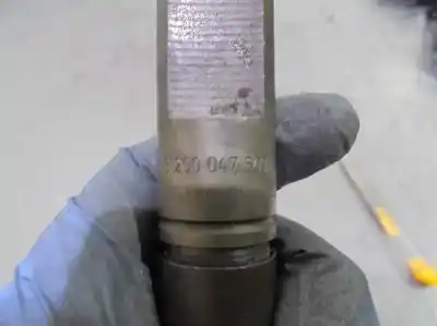 Second-hand car spare part injector for renault scénic i monospace (ja0/1_, fa0_) 1.9 dti (ja1u) oem iam references 8200047509  0432193564