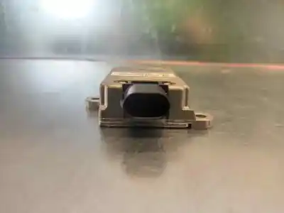 Peça sobressalente para automóvel em segunda mão sensor por lancia thesis (115) 2.4 multijet 20v cae emblema referências oem iam 46745933  13665702