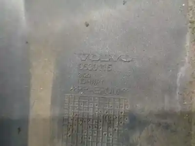 Автозапчастина б/у задні модинги для volvo c70 cabriolet 2.3 20v turbo cat посилання на oem iam 8600115  