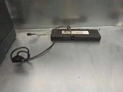 Second-hand car spare part antenna amplifier for lancia thesis (115) 2.4 multijet 20v cae emblema oem iam references 60660093