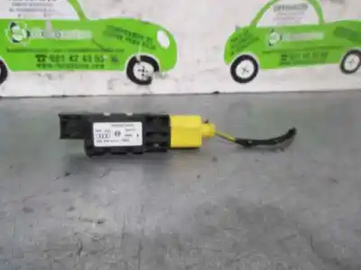 Peça sobressalente para automóvel em segunda mão sensor por audi a3 (8p) 1.9 tdi ambiente referências oem iam 4b0959643e  300703 Peça sobressalente para automóvel em segunda mão sensor por audi a3 (8p) 1.9 tdi ambiente referências oem iam 4b0959643e  300703