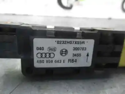 Peça sobressalente para automóvel em segunda mão sensor por audi a3 (8p) 1.9 tdi ambiente referências oem iam 4b0959643e  300703 Peça sobressalente para automóvel em segunda mão sensor por audi a3 (8p) 1.9 tdi ambiente referências oem iam 4b0959643e  300703
