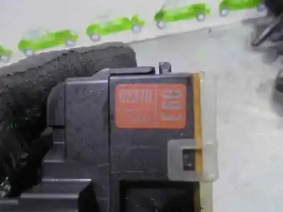 Pezzo di ricambio per auto di seconda mano comando pulito per toyota corolla (_e12_) 2.0 d-4d (cde120r_ cde120l_) riferimenti oem iam   