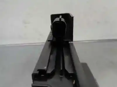 Автозапчастина б/у замок дверей заднього лівого для dacia duster (hm_) 1.6 sce 115 (hmm1) посилання на oem iam 825034872r  