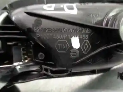 Автозапчасти б/у внутри передней правой ручки за dacia duster (hm_) 1.6 sce 115 (hmm1) ссылки oem iam 826723650r  