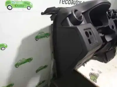 Автозапчастина б/у панель приладів для dacia duster (hm_) 1.6 sce 115 (hmm1) посилання на oem iam 681000133r   Автозапчастина б/у панель приладів для dacia duster (hm_) 1.6 sce 115 (hmm1) посилання на oem iam 681000133r