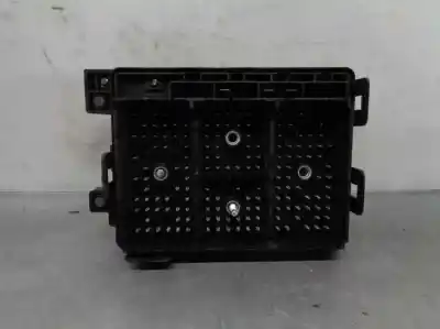 Second-hand car spare part fuse box unit for kia cerato 2.0 lx crdi familiar oem iam references 919552f040  