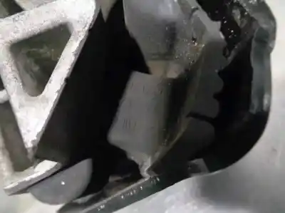 Second-hand car spare part left engine support for mercedes-benz vito (w639) basic, combi 2.1 cdi oem iam references a9061313  7421032si