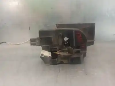 Peça sobressalente para automóvel em segunda mão fechadura da porta traseira esquerda por renault clio iii 1.6 16v referências oem iam 